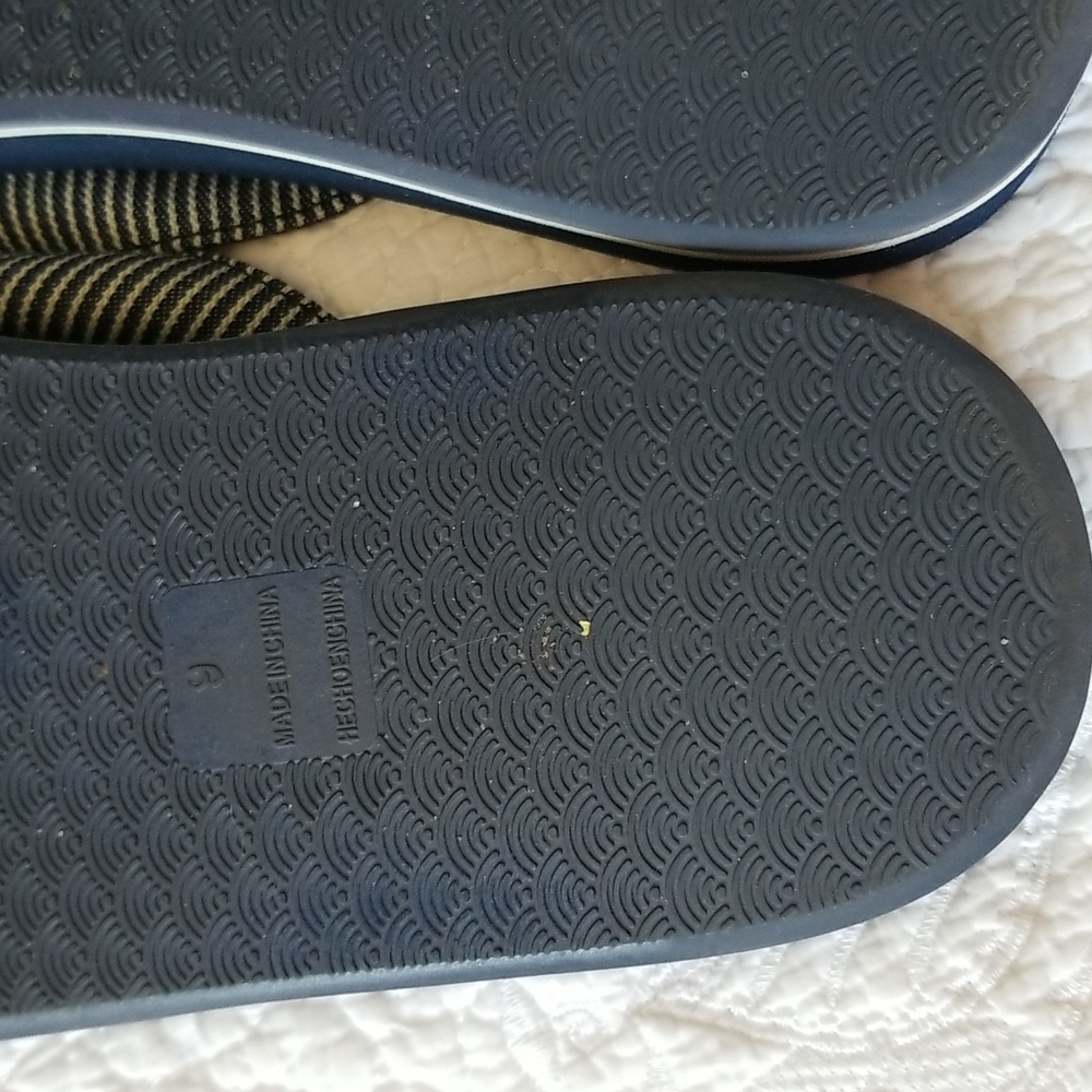 GAP SANDALS - Picture 6 of 7